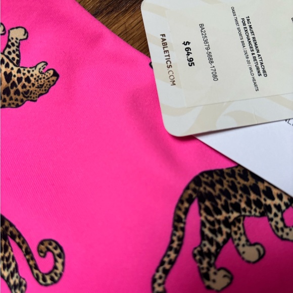 NWT Fabletics Oasis Twist hot pink leopard sports bra size 2X - Picture 4 of 6